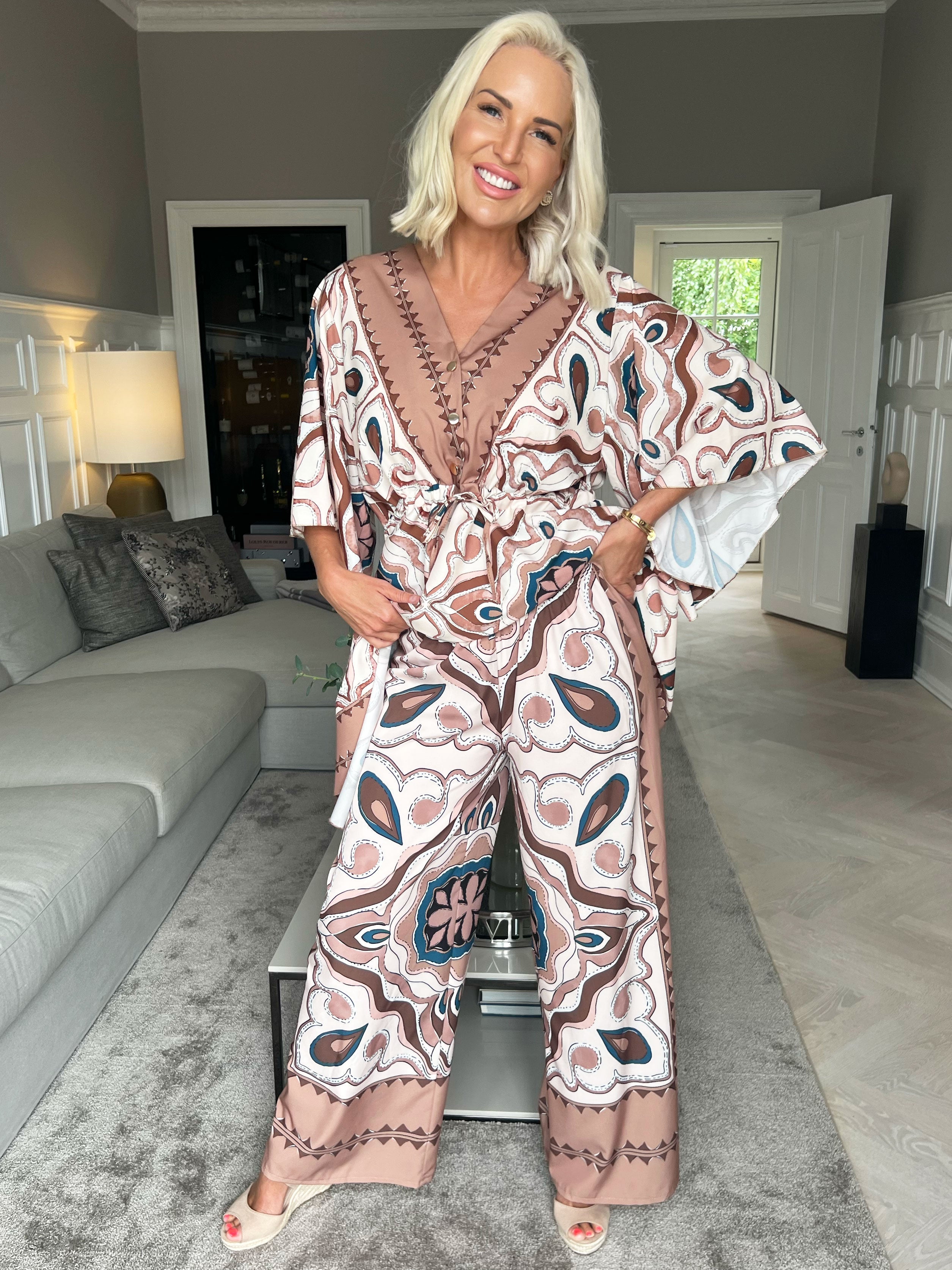 Yeva Pants - Mönstrade och lösa byxor i lätt tyg